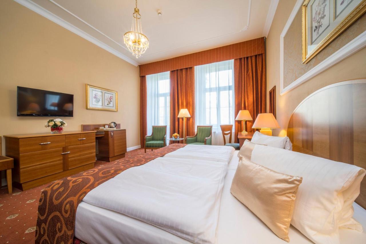 Spa Resort Pawlik-Aquaforum Františkovy Lázně Extérieur photo