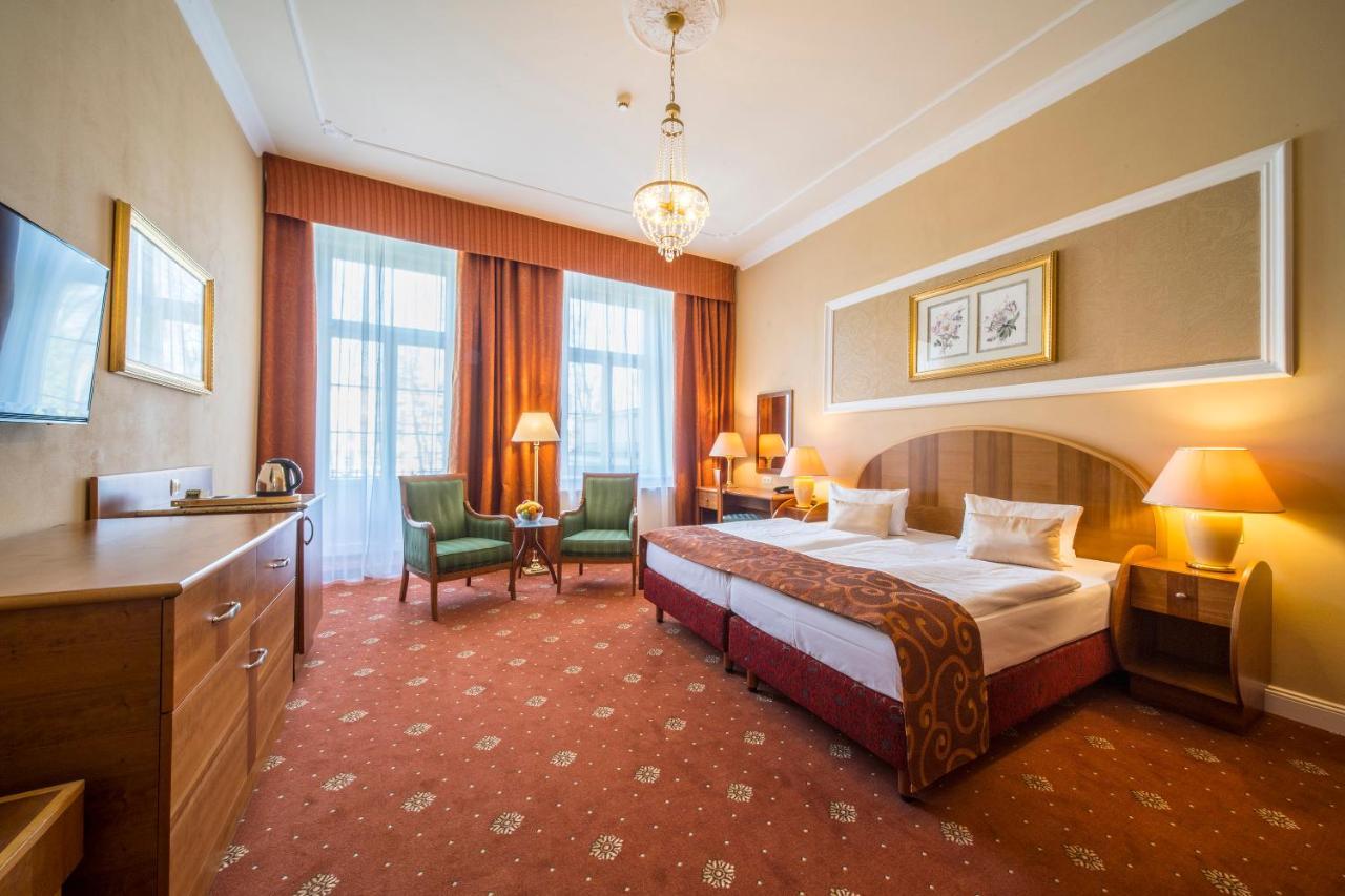 Spa Resort Pawlik-Aquaforum Františkovy Lázně Extérieur photo