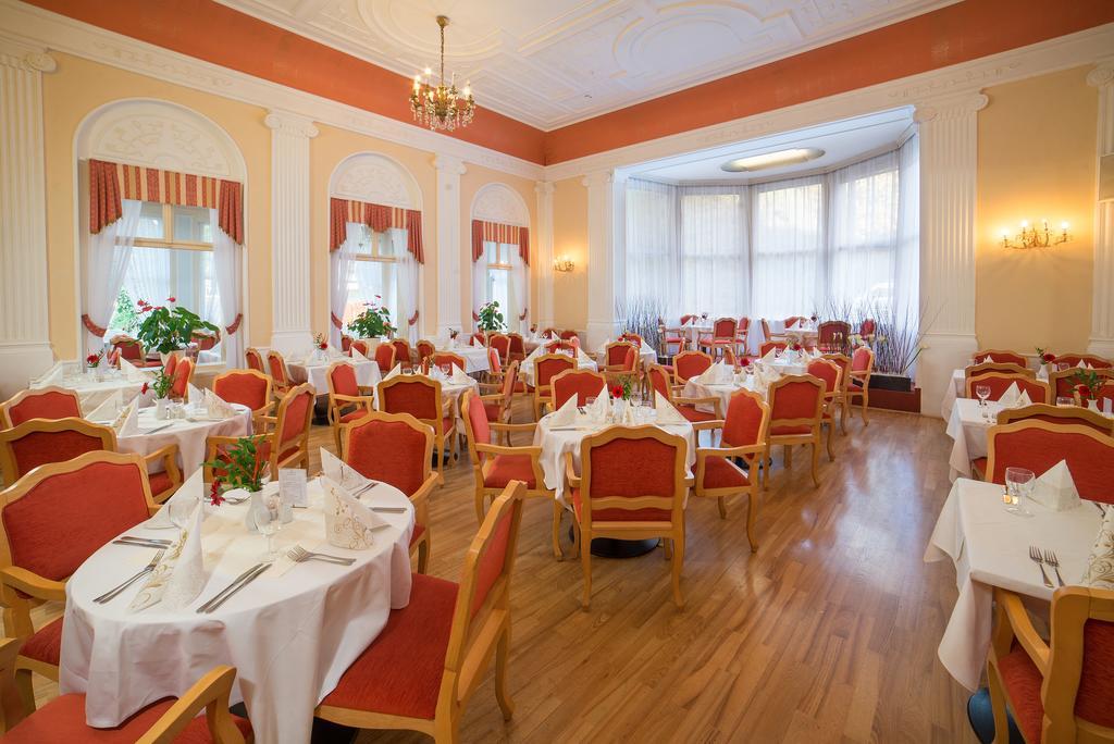 Spa Resort Pawlik-Aquaforum Františkovy Lázně Extérieur photo