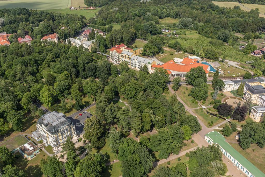 Spa Resort Pawlik-Aquaforum Františkovy Lázně Extérieur photo
