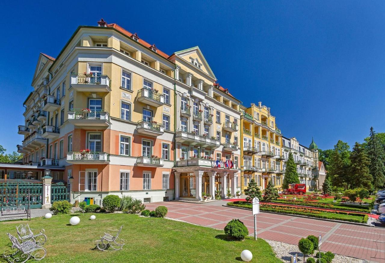 Spa Resort Pawlik-Aquaforum Františkovy Lázně Extérieur photo